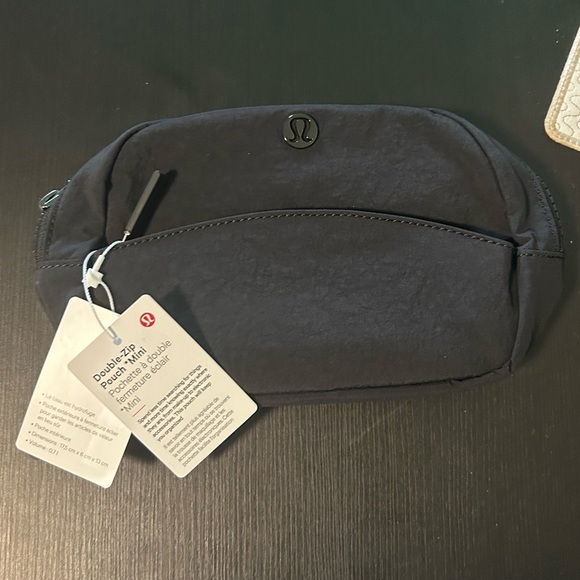 LuluLemon Double Zip Pouch Mini - Picture 2 of 4